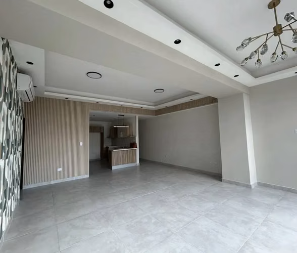 Venta de Apartamento en Evaristo Morales de 2 Habitaciones