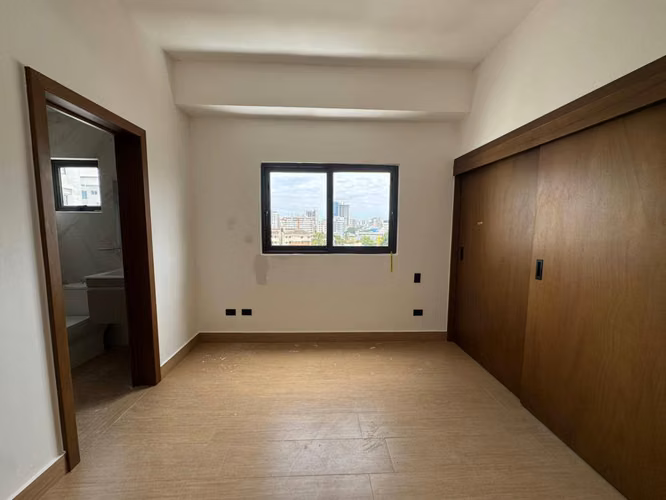 Apartamento en Venta en torre moderna en Naco - Imagen 2