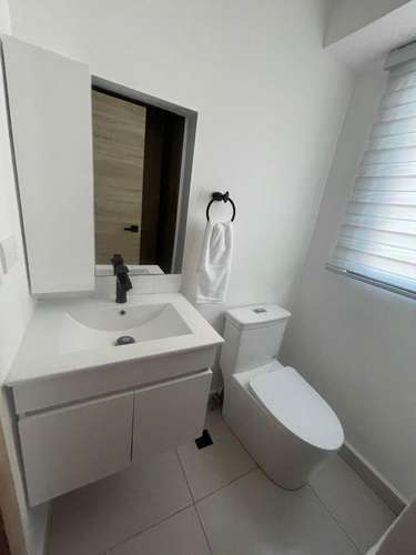 Apartamento En Alquiler De 1 Habitación Y 2 Baños En Naco - Imagen 5