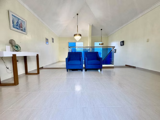 VILLA | PISCINA PRIVADA | METRO COUNTRY BLUB