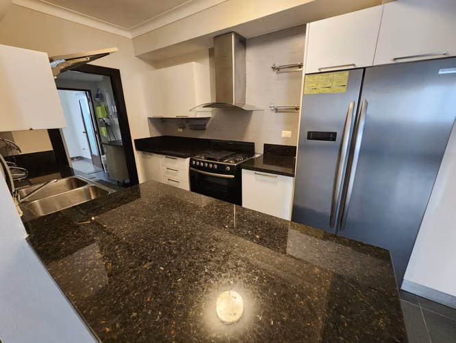 Apartamento en alquiler Naco, 2 hab con linea blanca - Imagen 6