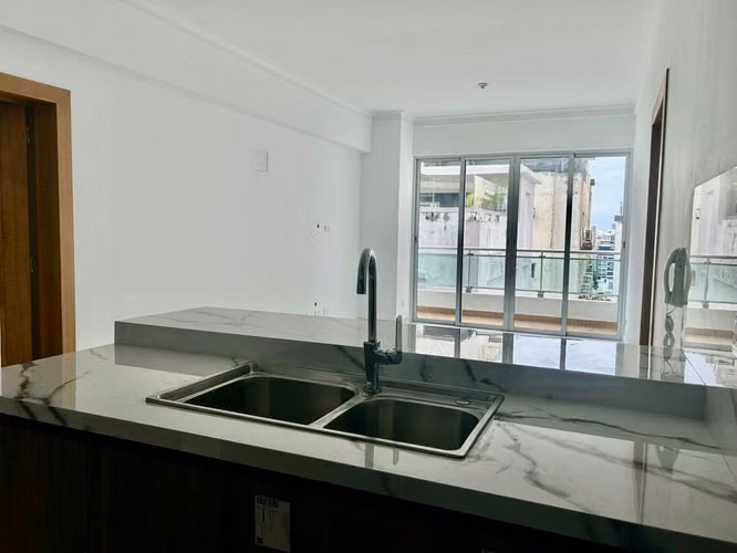 Apartamento en venta de 2 habitaciones en el Ensanche Naco - Imagen 3
