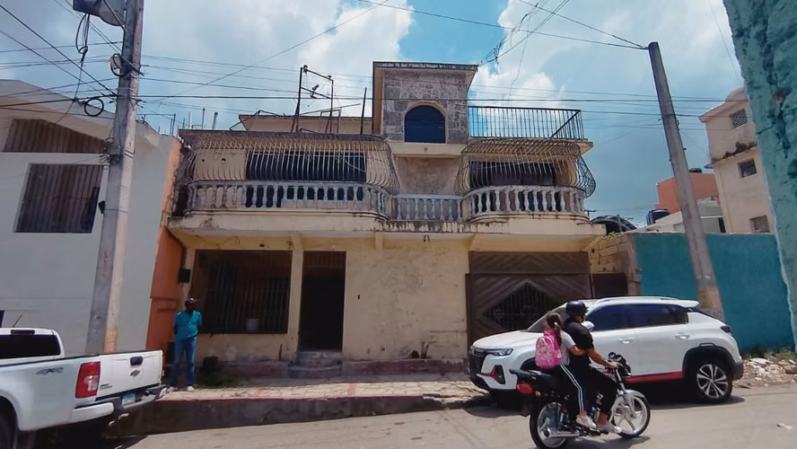 Venta Casa Villa Mella - Barrio Nuevo- Oportunidad