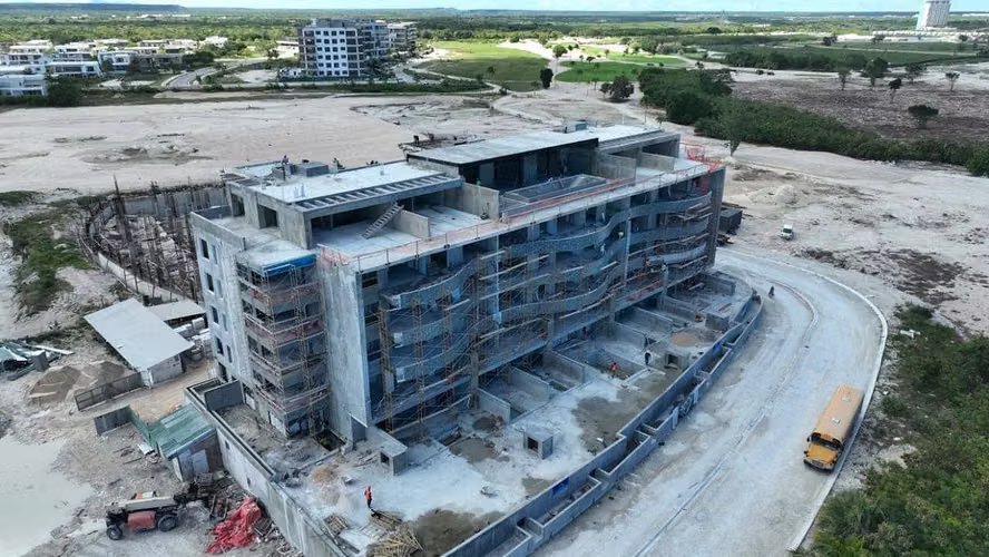 Apartamento en venta en Cap Cana de 2 Habitaciones - Imagen 6