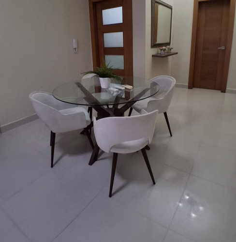 Apartamento En Alquiler De 2 Habitaciones Y 3 Baños En Piantini - Imagen 2