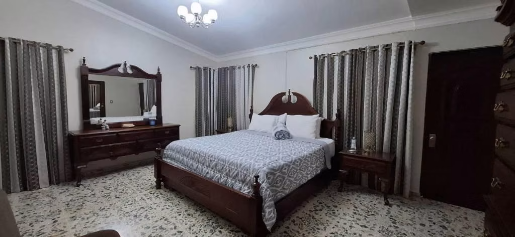 Villa de Lujo en cerro hermoso Santiago