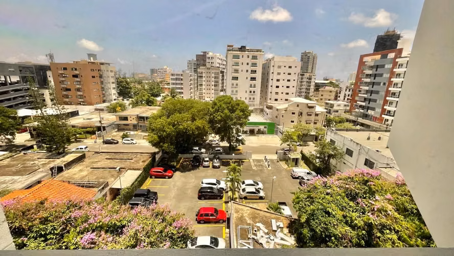 Local en Alquiler Oficina en El Vergel, Santo Domingo - Imagen 7
