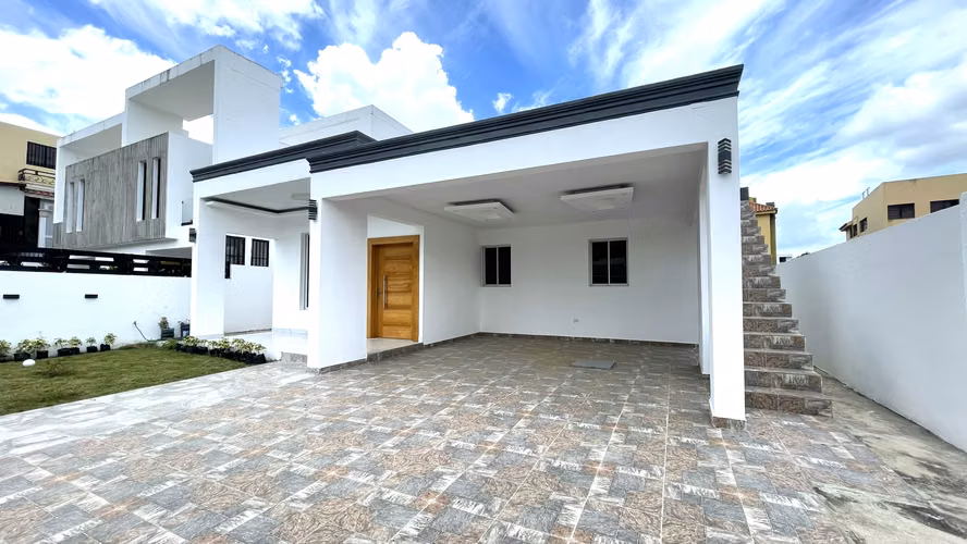 HOUSE FOR NEW SALE, GURABO PLAINS, SANCTIAGO.
