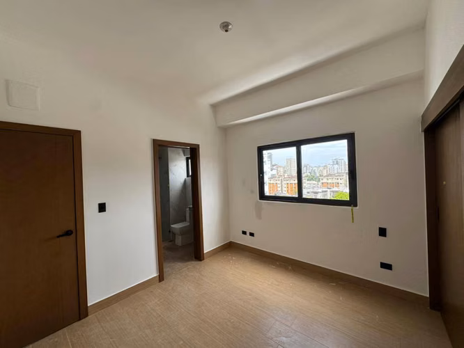 Apartamento en Venta en torre moderna en Naco - Imagen 7