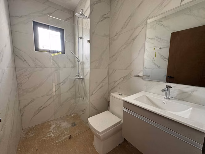 Apartamento en Venta en torre moderna en Naco