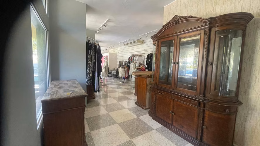 LOCAL COMERCIAL EN ALQUILER EN JARDINES DEL NORTE