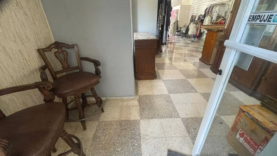 LOCAL COMERCIAL EN ALQUILER EN JARDINES DEL NORTE