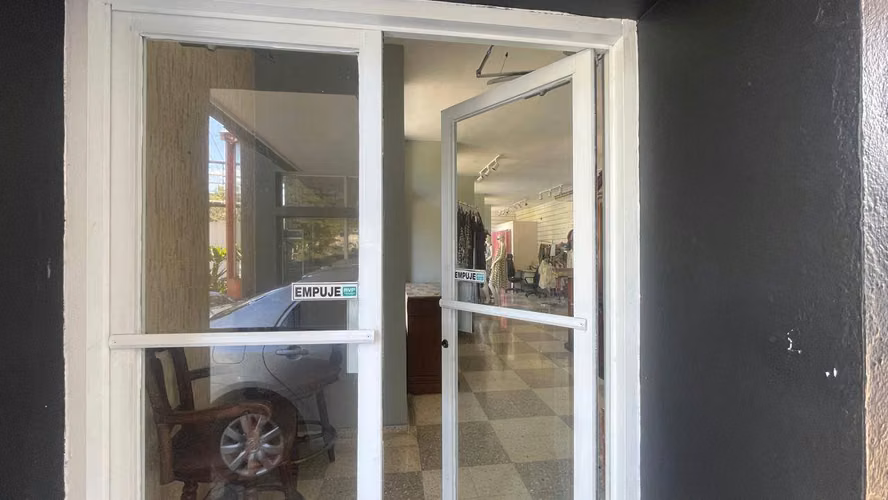 LOCAL COMERCIAL EN ALQUILER EN JARDINES DEL NORTE