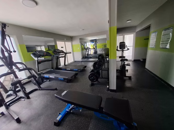 Casa en Alquiler con Potencial Comercial en Los Prados, Distrito Nacional - Imagen 10
