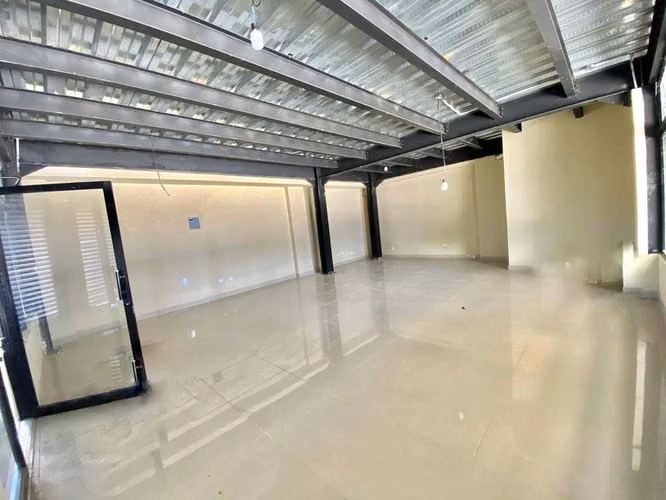 Alquiler Edificio Comercial Niveles – Ensanche Kennedy - Imagen 1