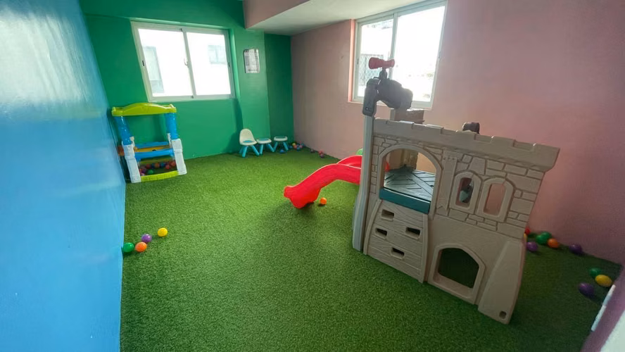 Apartamento en Venta en Evaristo Morales 2HAB| Listo para Ocupar - Imagen 5