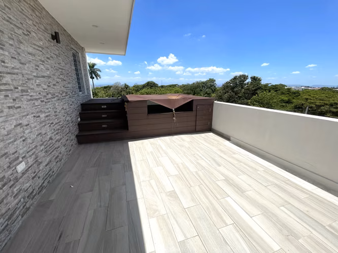 APARTAMENTO AMUEBLADO, LLANOS DE GURABO, SANTIAGO.