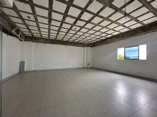 Commercial in Rental San isidro