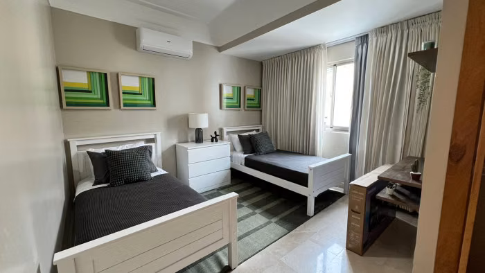 Apartamento de 3 habitaciones en Venta en Urbanización Real - Imagen 2