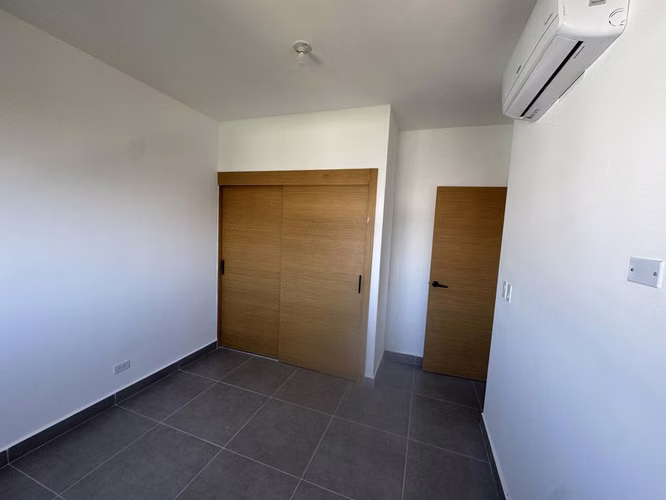 Alquilo apartamento en Gazcue