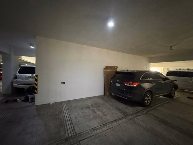 apartamento piso alto en Piantini