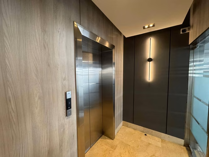 apartamento piso alto en Piantini