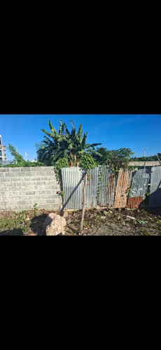 Solar for sale in Prado Oriental. Next to the Ecological.