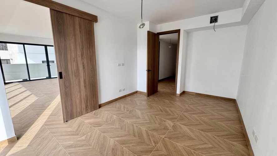 Lujoso apartamento en venta en Piantini, Santo Domingo - Imagen 5