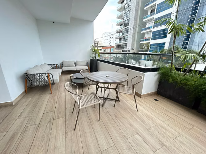 Vive o invierte: Apartamento en renta de 3 habitaciones en Naco - Imagen 7