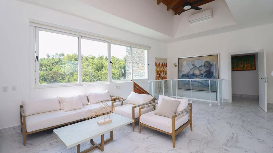 Penthouse Elegante en venta con Amenidades Premium en Las Terrenas - Imagen 2