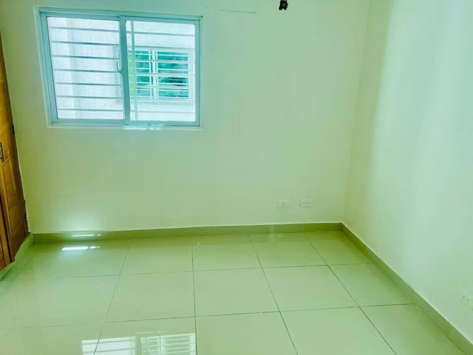 Apartamento en Venta 3Hab – Santo Domingo Este, Av. España - Imagen 4
