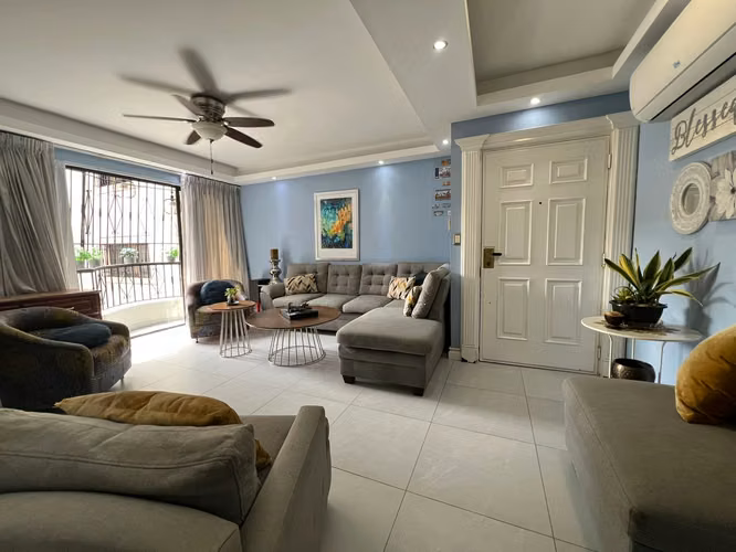 Vendo hermoso Apartamento Clásico, 3 Habitaciones, 2 Parqueos, Villa Marina, D.N. - Imagen 4