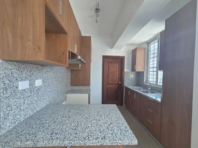 Apartamento en alquiler Bella vista, 3 hab 2 parqueos