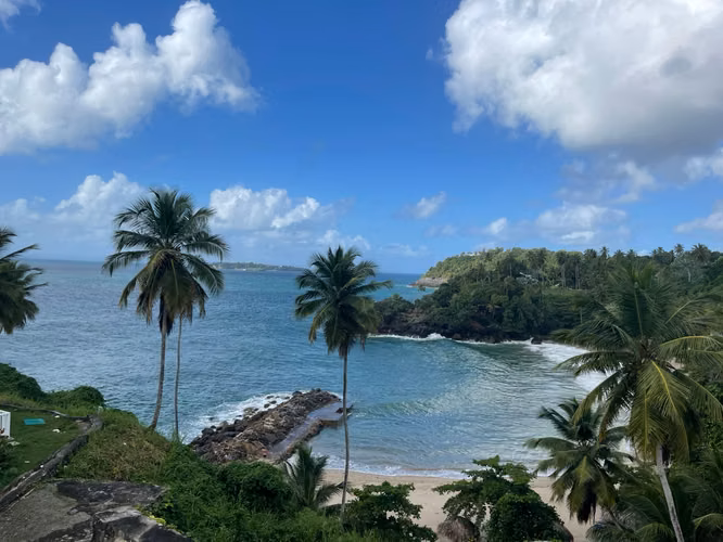 Condominio Frente al Mar con Piscina, Jacuzzi y Gimnasio en Samaná