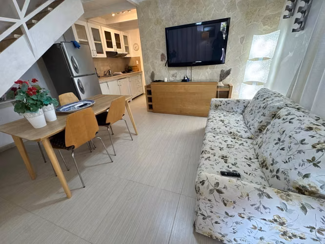 Vive en una Comunidad Exclusiva con Acceso Privado a la Playa