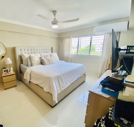 Apartamento Oportunidad Venta 3 Habitaciones +Servicio |próximo Churchil y parque vista despejada