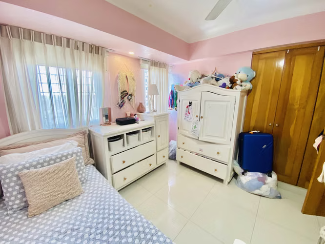 Apartamento Oportunidad Venta 3 Habitaciones +Servicio |próximo Churchil y parque vista despejada