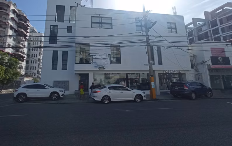 Local Comercial en Alquiler de 70 mts en Bella Vista - Imagen 1