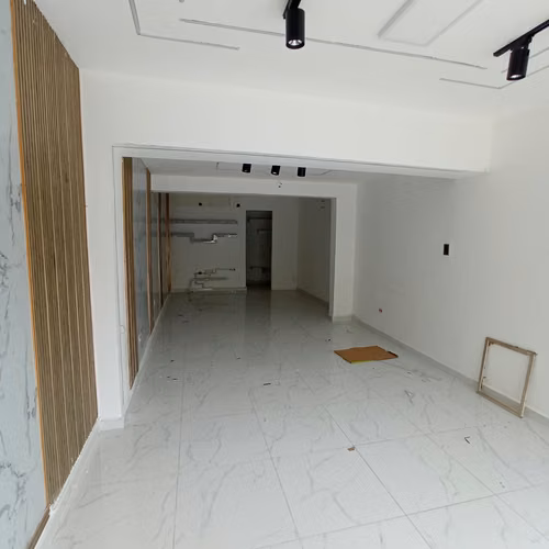 Local Comercial en Alquiler en Bella Vista - Imagen 4