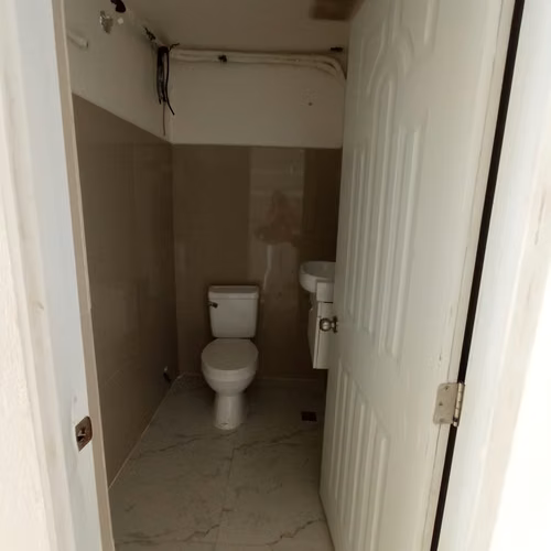 Local Comercial en Alquiler en Bella Vista - Imagen 8