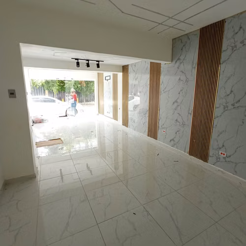 Local Comercial en Alquiler en Bella Vista - Imagen 12