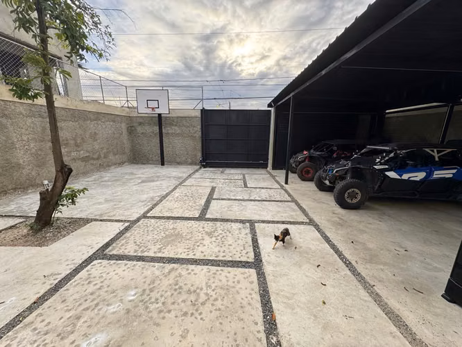Vendo casa en San Pedro de Macoris - Imagen 4