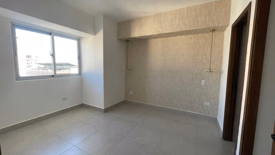 Apartamento en Alquiler a estrenar en Evaristo Morales Santo Domingo - Imagen 3