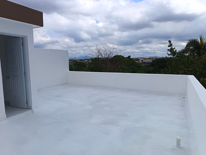 venta de casa en el km 14 de la autopista duarte los hidalgos