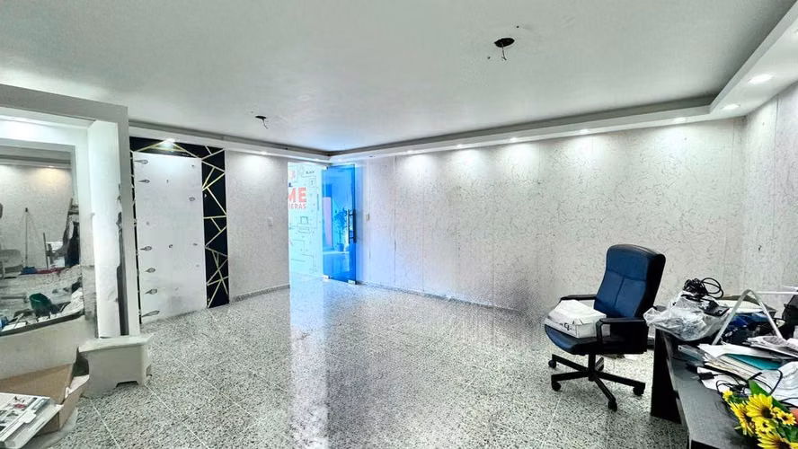 Local comercial en alquiler en Bella Vista, Santo Domingo - Imagen 2