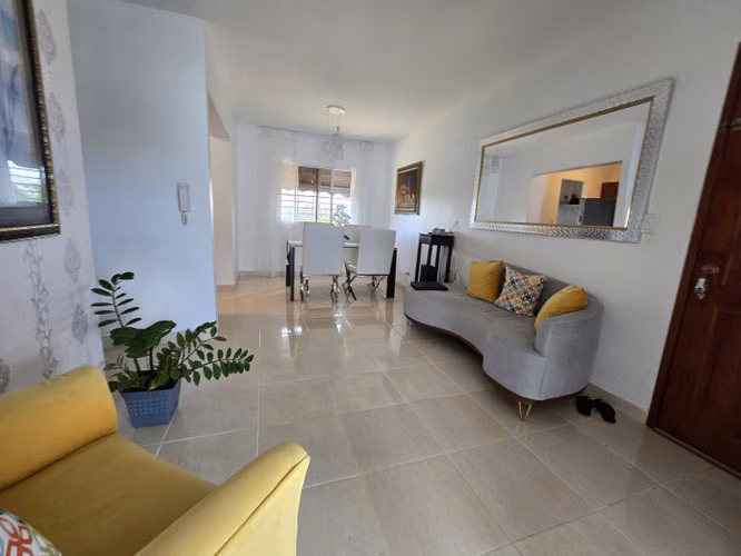Apartamento en renta en Colinas del Arroyo II