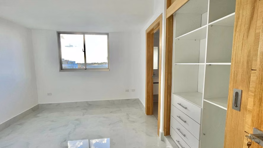 Apartamento 3Hab en Alquiler en Urb. Real Santo Domingo - Imagen 8