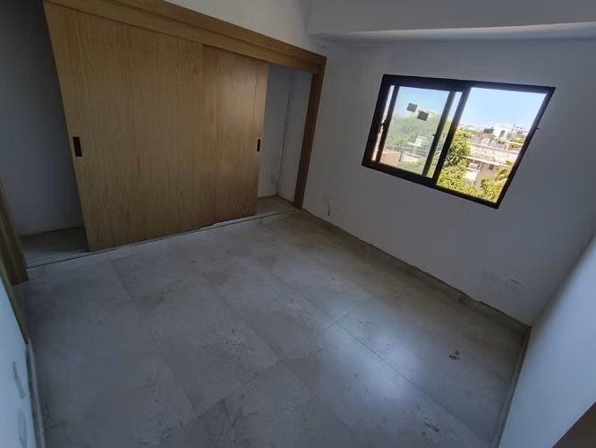 Apartamento con 2 habitaciones en la Zona Universitaria