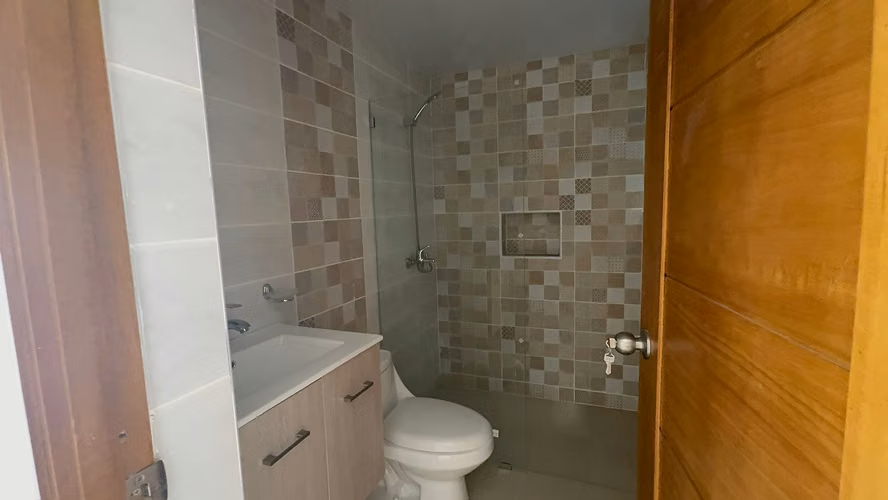 Vendo Apartamento en Arroyo Hondo – Cerca de Supermercado Nacional