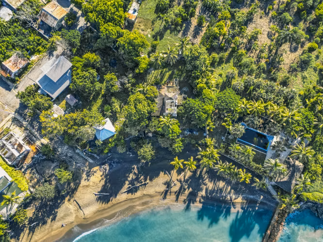 Terreno  en Venta  frente a la Playa en Boca de Chavon - Imagen 6